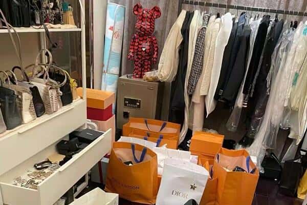 高陵区回收一线品牌衣服